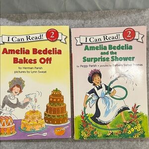 Amelia Bedelia (Yellow & Pink) - Amelia Bedelia Bakes Off & Surprise Shower.Fun!